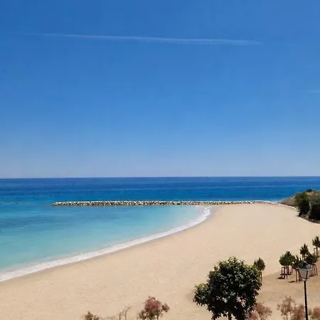 Chameleon Beachfront Ibiza Style * El Campello
