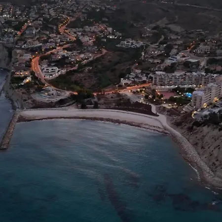 Appartement Chameleon Beachfront Ibiza Style
