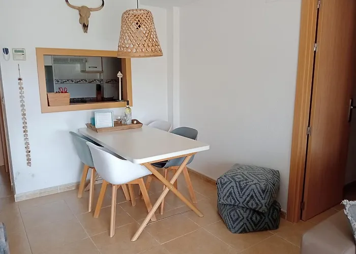 شقة Chameleon Beachfront Ibiza Style