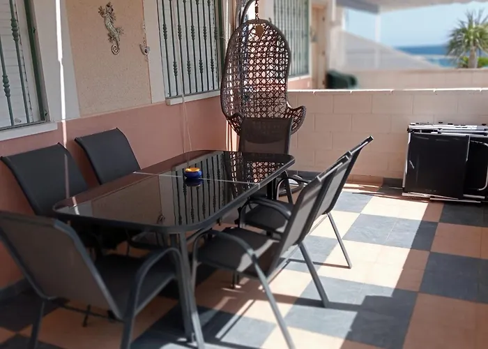 شقة Chameleon Beachfront Ibiza Style