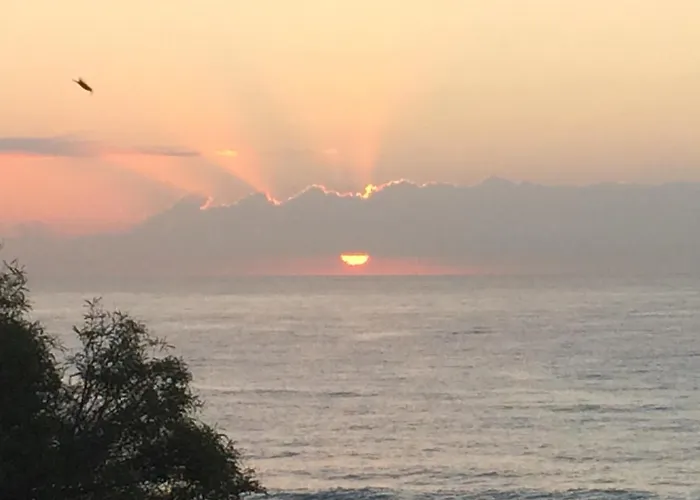 Chameleon Beachfront Ibiza Style شقة إل كامبيلو