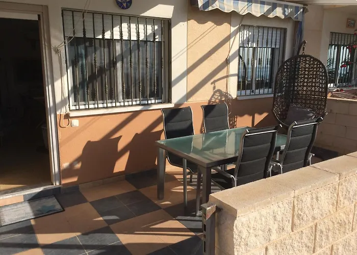 شقة Chameleon Beachfront Ibiza Style *