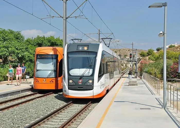 Chameleon Beachfront Ibiza Style إل كامبيلو