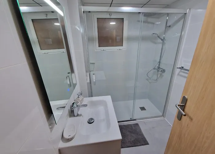 Chameleon Beachfront Ibiza Style شقة *