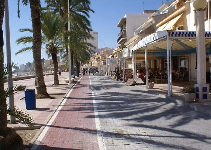 Chameleon Beachfront Ibiza Style شقة